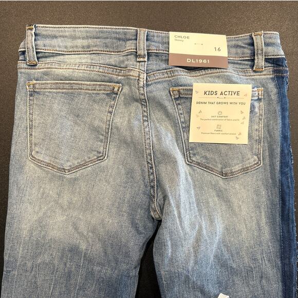 NWT DL1961 Chloe Skinny Jeans, "Ocean View" Light Wash, Girls Size 16 - Picture 7 of 9